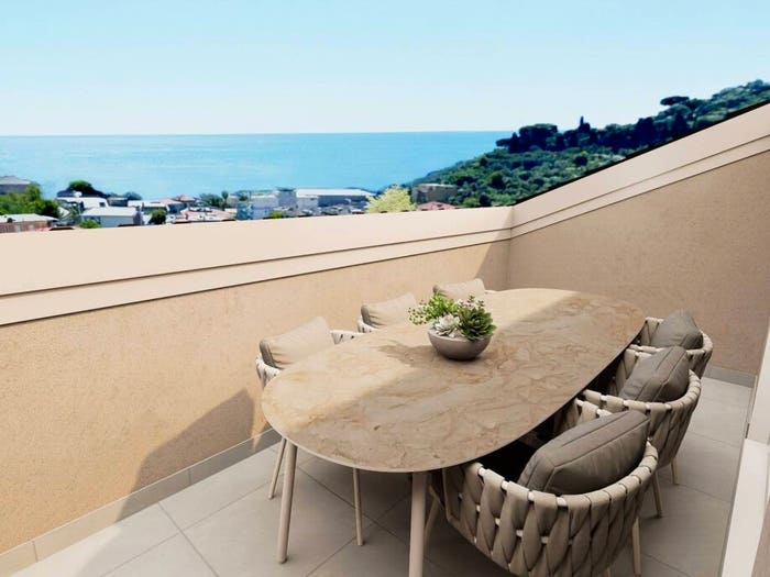 Casa trilocale in vendita in Via Privata Cazulini, Fenarina Via Neghelli Collina di Ponente, Alassio