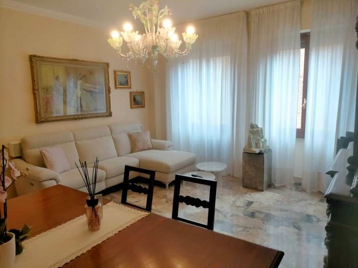 Appartamento quadrilocale in vendita in Via dei Divizioli, Centro, Cremona