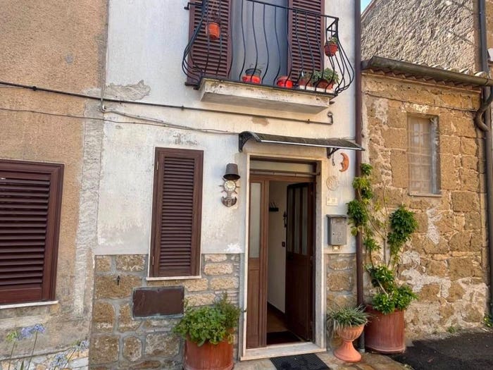 Appartamento bilocale in vendita in Largo della Chiesa, San Quirico, Sorano