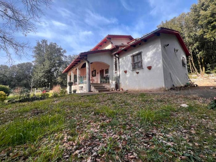 Casa con 6 locali in vendita in Strada di Itieli, Narni