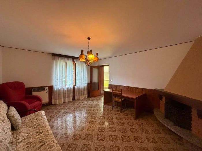 Casa con 6 locali in vendita in Via Osoppo, Muris, Ragogna
