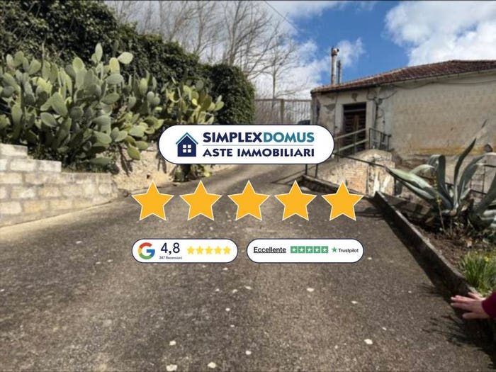 Appartamento con 6 locali in vendita in Contrada Cerreto, Ariano Irpino