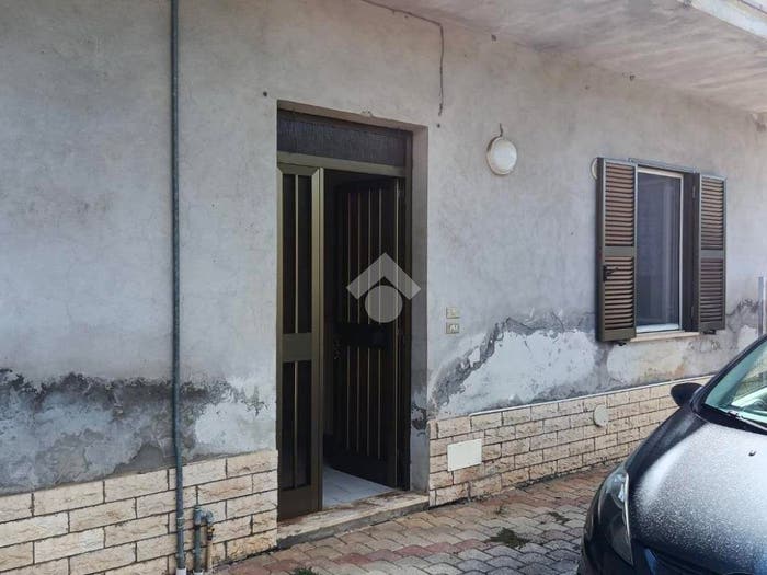 Casa trilocale in vendita in Via Accorciatoia Seritico, Alatri