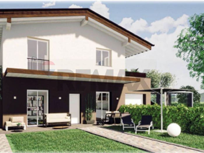 Appartamento quadrilocale in vendita in Entroterra, Desenzano del Garda