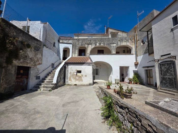 Appartamento quadrilocale in vendita in Via Piedicasale, Centro, Durazzano
