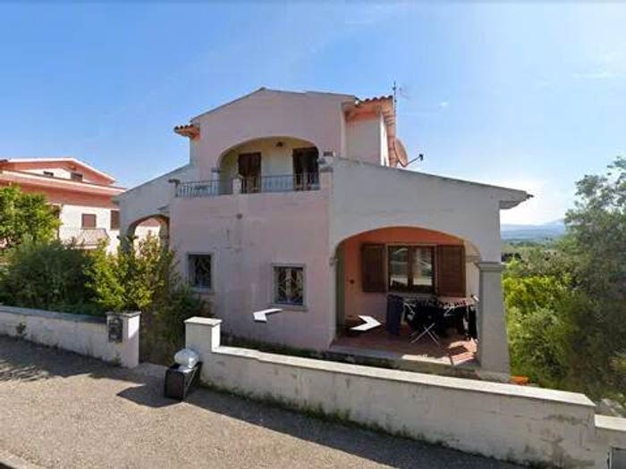 Casa con 6 locali in vendita in Via Paolo Dettori, Perfugas