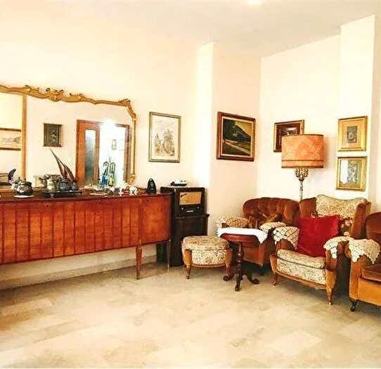 Appartamento con 5 locali in vendita in Forli'