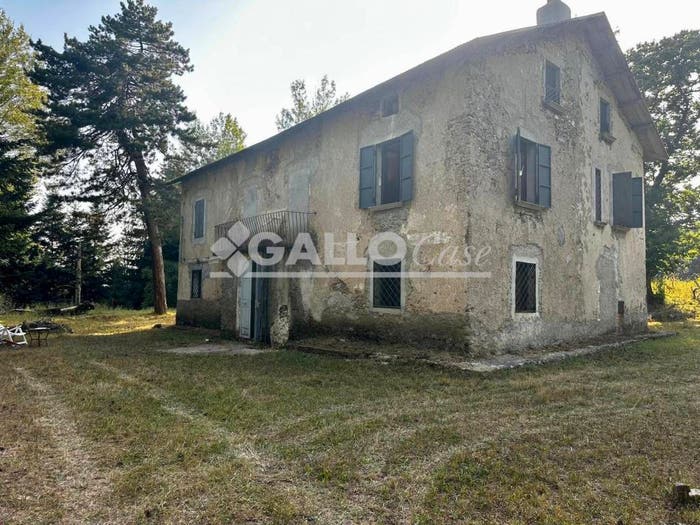 Casa con 6 locali in vendita in Lorica Via delle Vette, Casali del Manco
