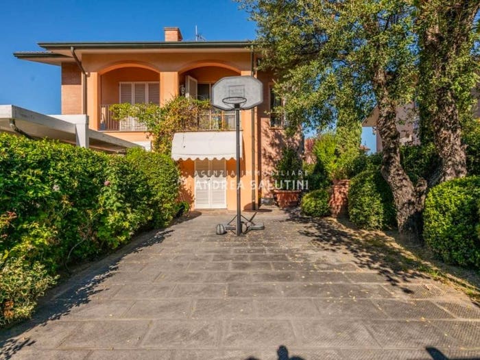 Casa con 6 locali in vendita in Via Giovanni Spadolini, Villaggi Bellaria, Pontedera
