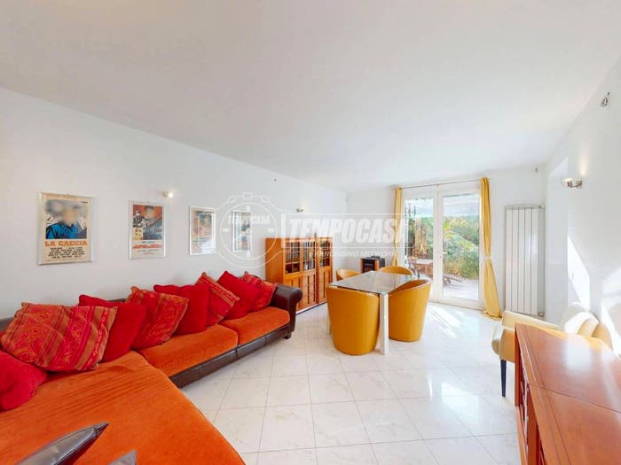 Appartamento quadrilocale in vendita in Via Becchignoli A, Bastia, Albenga