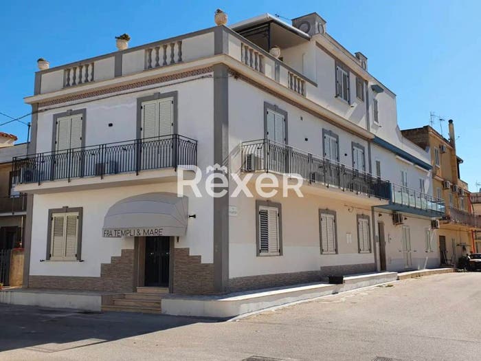 Casa con 6 locali in vendita in Via Sirio, Marinella, Castelvetrano