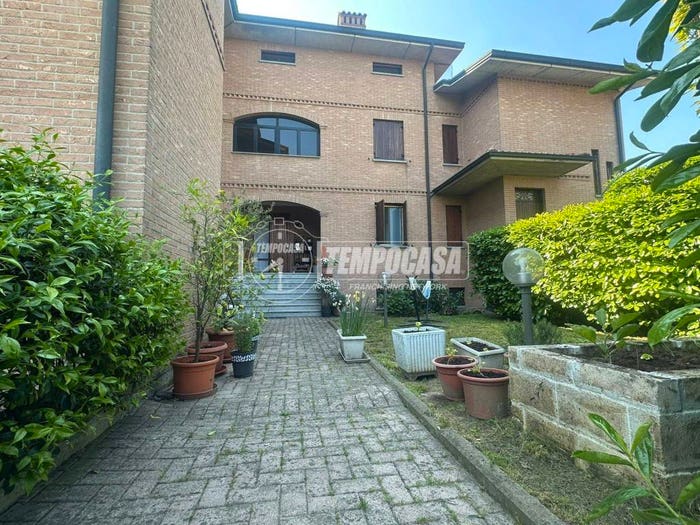 Casa quadrilocale in vendita in Via Don Franchini Magreta, Magreta, Formigine