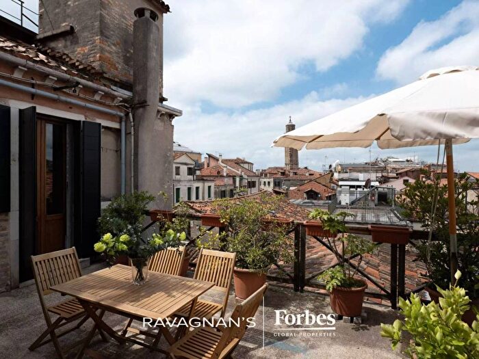 Appartamento con 6 locali in vendita in San Marco, San Marco, Venezia