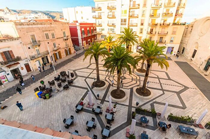 Appartamento con 5 locali in vendita in Piazza del Popolo, Manfredonia