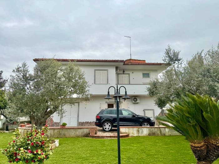 Casa con 6 locali in vendita in Via Monte Stelvio, Vallelata, Aprilia