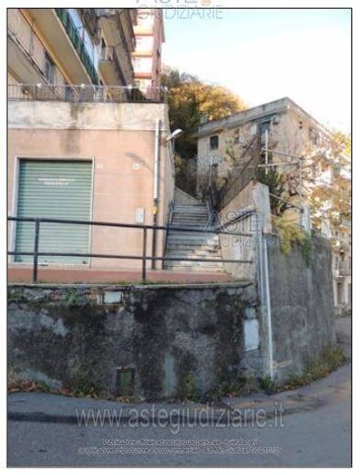 Appartamento trilocale in vendita in Via delle Gavette A, Molassana, Genova