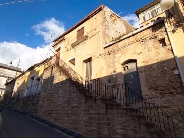 Casa quadrilocale in vendita in Via Mimosa, Grammichele