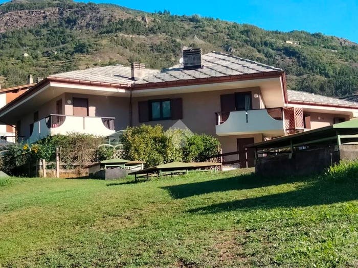 Appartamento trilocale in vendita in Frazione Saint Maurice, Sarre