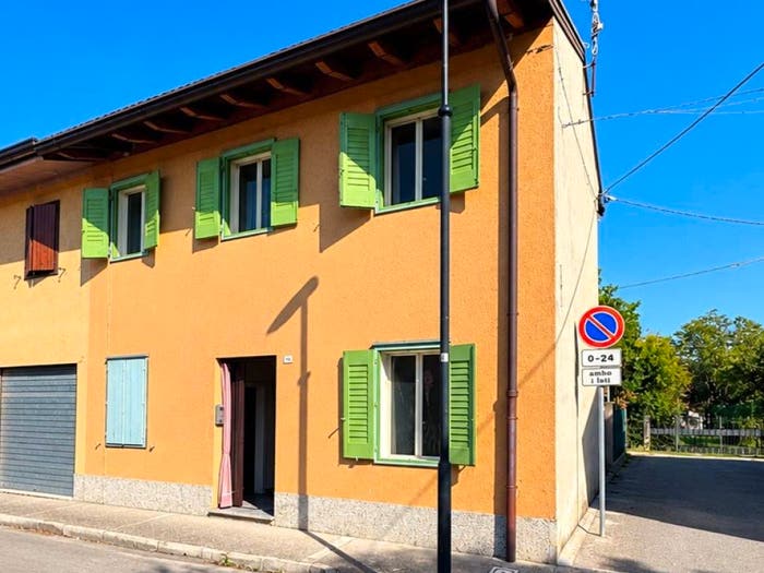 Casa quadrilocale in vendita in Via Brigata Valtellina, Centro, Ronchi dei Legionari