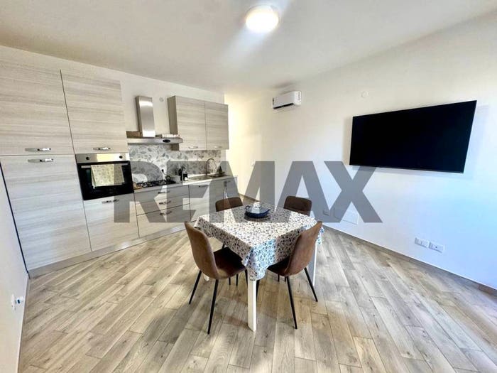 Appartamento bilocale in vendita in Via Giuseppe Verdi, Centro, Terrasini