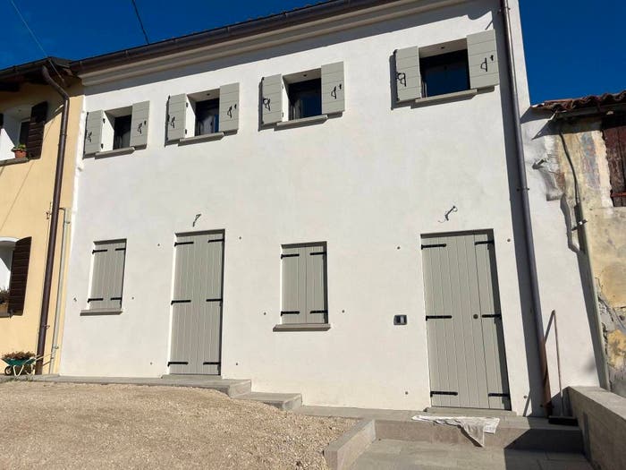 Casa con 5 locali in vendita in Galzignano Terme