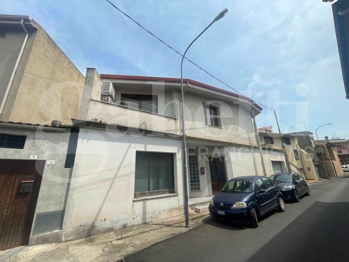 Appartamento trilocale in vendita in VIA TERENZIO TRUDU, Centro, Terralba