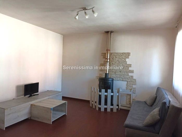 Appartamento trilocale in vendita in Trasanni, Urbino