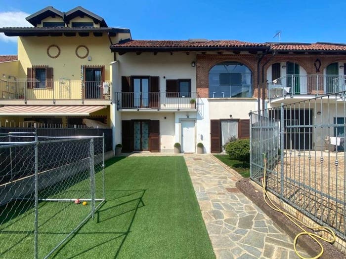 Casa con 6 locali in vendita in Via Tetti Gianassi, Centro, Carignano