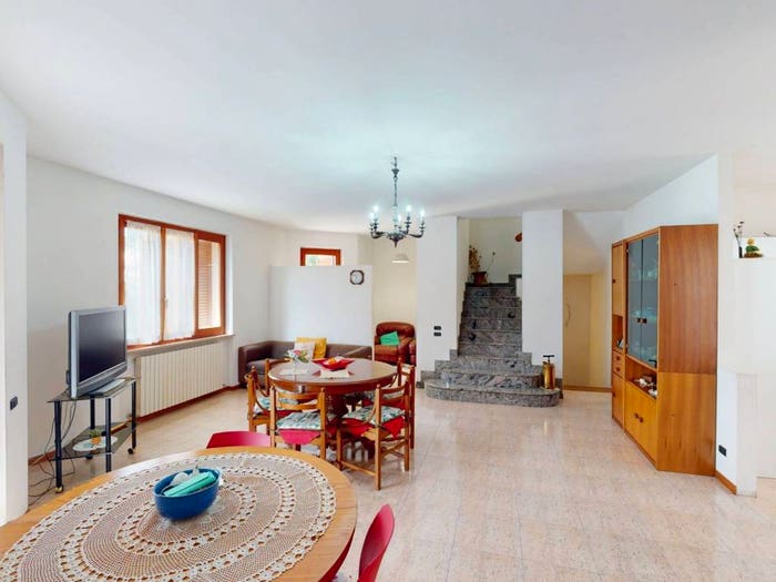 Casa con 5 locali in vendita in Via Salvatore Quasimodo, Centro, Falconara Marittima