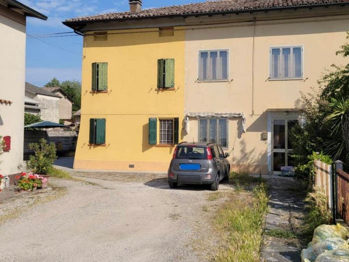 Casa trilocale in vendita in Via Casoni Di Sopra, Casoni Sopra, Finale Emilia