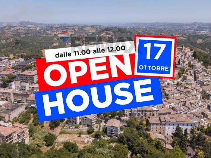 Casa con 6 locali in vendita in piazza garibaldi, Centro, Loreto Aprutino