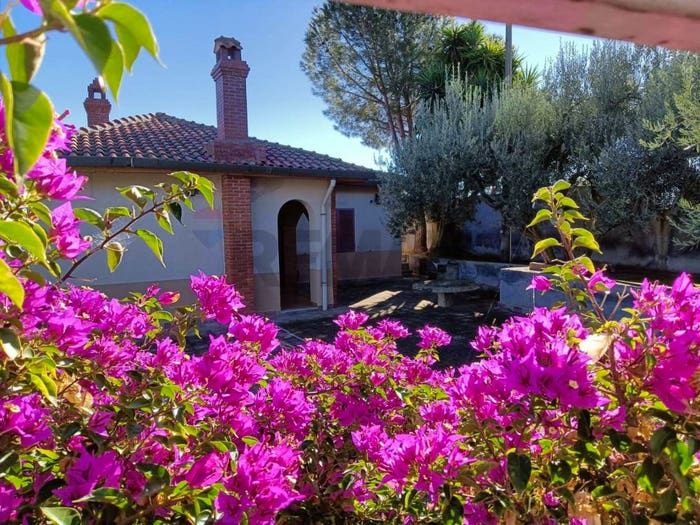 Casa con 6 locali in vendita in Contrada Bordino, Agira