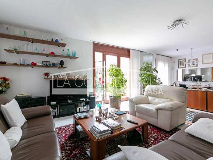 Casa con 5 locali in vendita in Mogliano Veneto