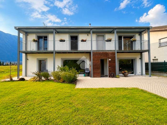 Casa trilocale in vendita in Via Pirondini, Prata Camportaccio