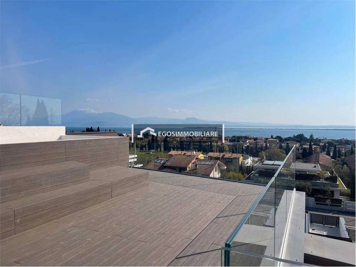 Casa con 6 locali in vendita in Via Marzabotto, Desenzanino, Desenzano del Garda