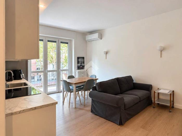 Appartamento trilocale in vendita in Viale Umbria, Martini Insubria, Milano