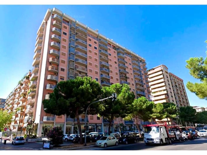 Appartamento con 6 locali in vendita in via Alcide De Gasperi, De Gasperi Croce Rossa, Palermo