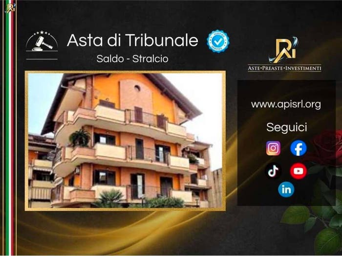 Appartamento quadrilocale in vendita in Via Rosa, Centro Storico, Giugliano in Campania