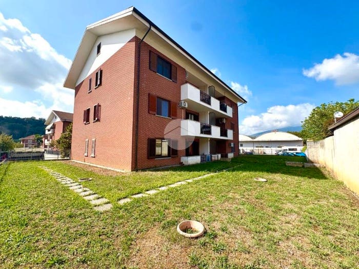 Appartamento quadrilocale in vendita in Via della Torre, Ferriera, Buttigliera Alta