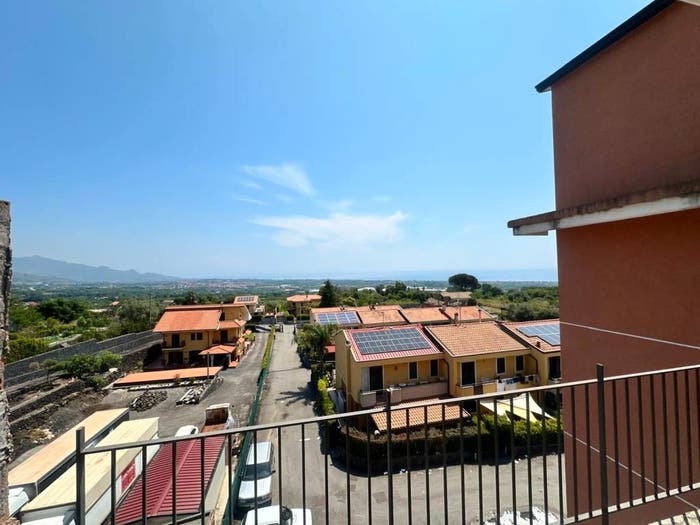 Appartamento trilocale in vendita in Via Piedimonte, Santa Venera Portosalvo, Mascali