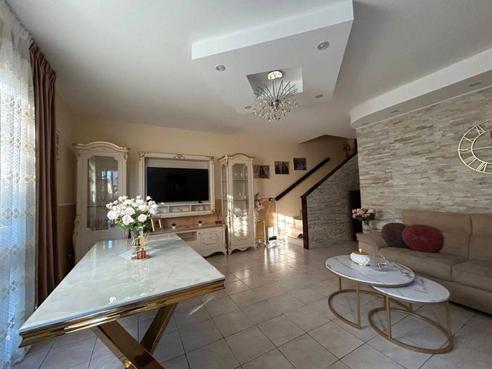 Casa con 5 locali in vendita in Via Leonardo da Vinci, Centro, Molinella