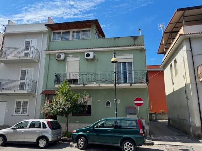 Casa con 6 locali in vendita in Via Roma, Centro, Falcone