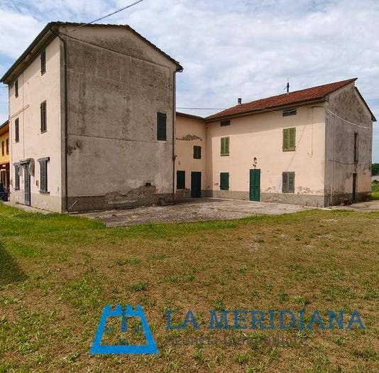 Casa con 6 locali in vendita in San Rocco, Larciano