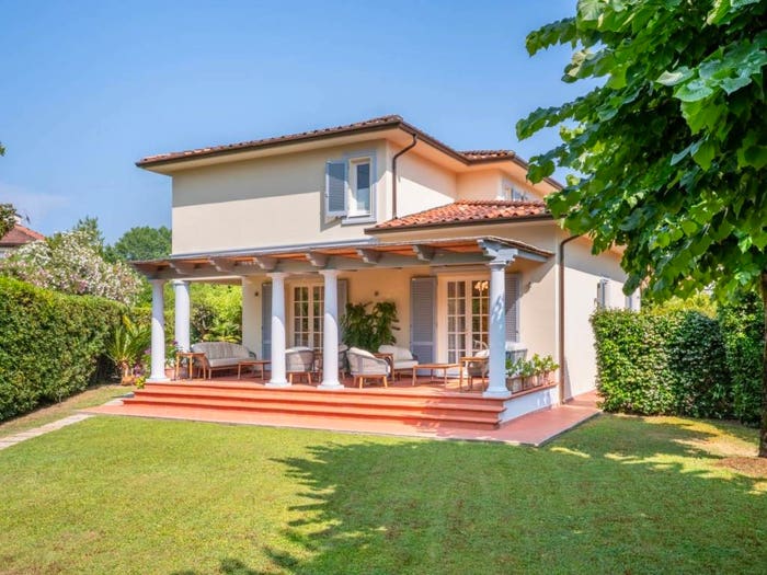 Casa con 6 locali in vendita in Via Gorizia, Vittoria Apuana, Forte dei Marmi
