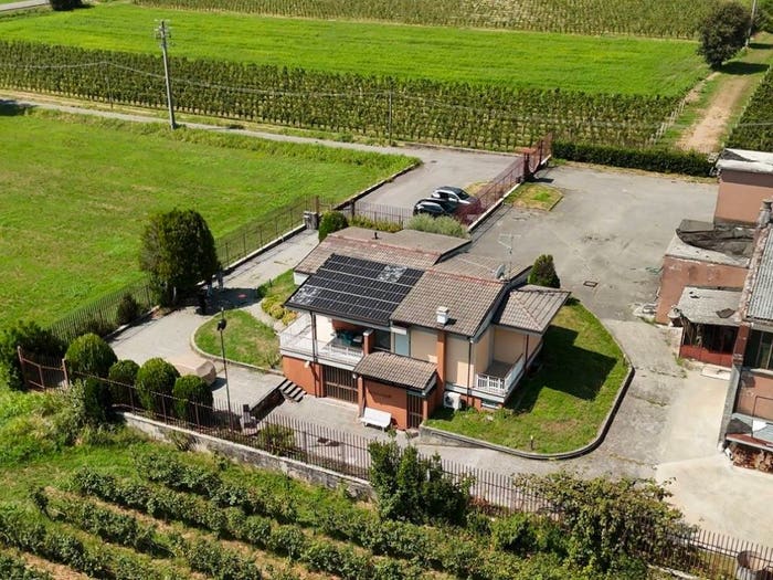 Case in Vendita e in Affitto - 2