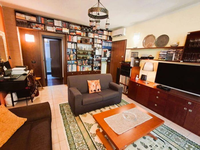 Appartamento trilocale in vendita in Prato, Correggio