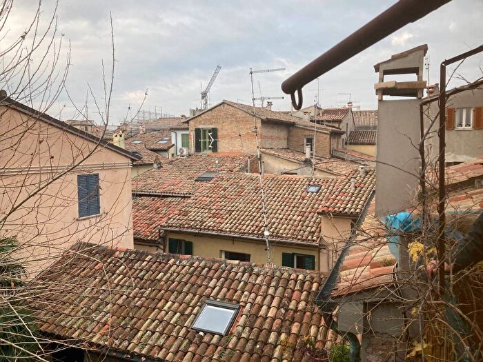 Casa con 6 locali in vendita in Centro Storico, Pesaro