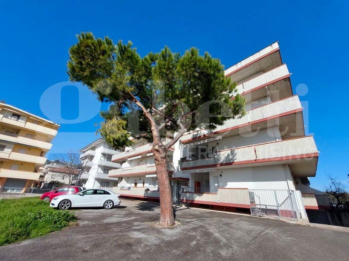 Casa monolocale in vendita in Via dei Tigli, Contrada dei Tigli Via degli Oleandri, Alba Adriatica