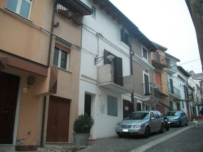 Casa quadrilocale in vendita in Via Cesare De Titta, Centro, Castel Frentano