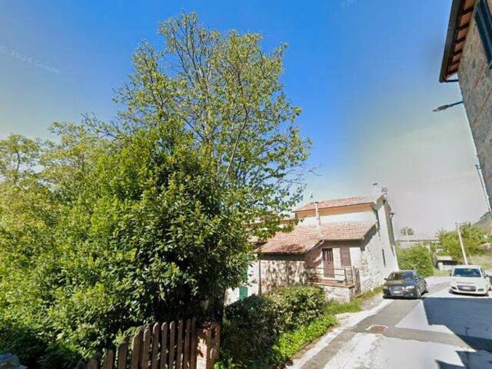 Appartamento con 6 locali in vendita in Via Abbadia fraz La Faggia Santa Fiora GR, Bagnolo, Santa Fiora